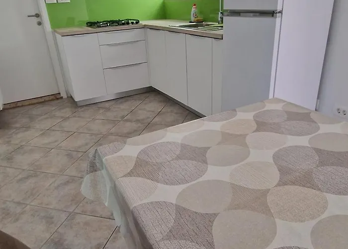 Cic Διαμέρισμα